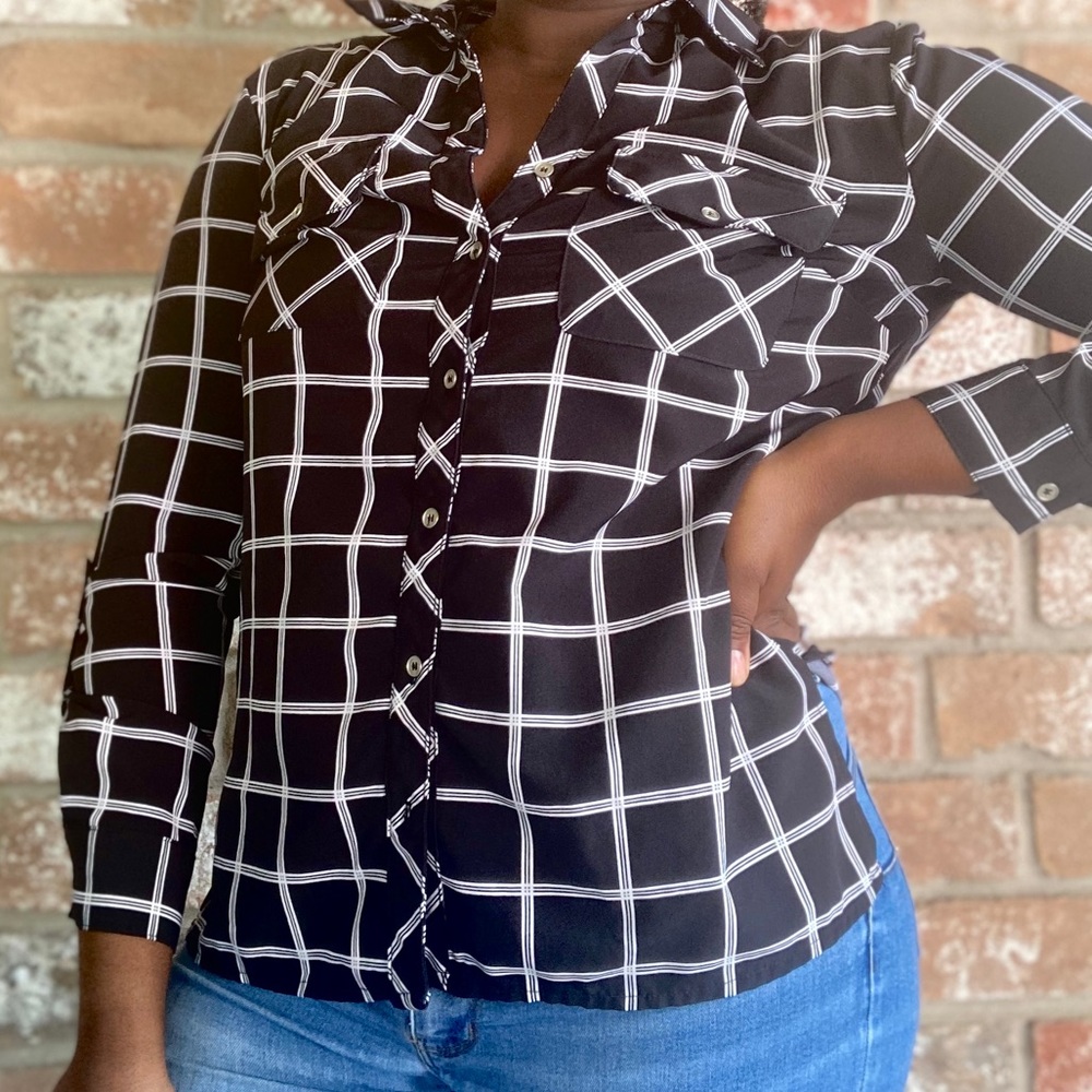 Notations Button Down Top